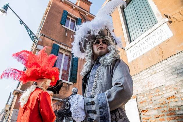 Revellers wearing a period costume take part in the Venice Carnival in Venice, Italy, on March 2, 2019  Copyright: xChristophexMorinx