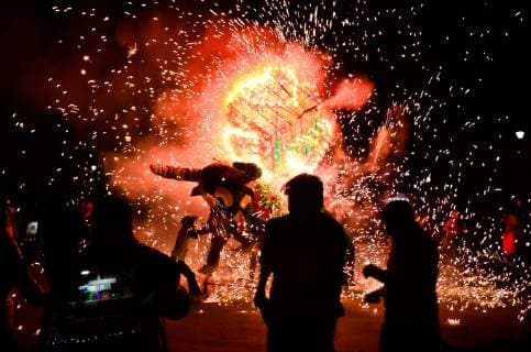 March 8, 2019 - March 08, 2019. Tultepec, State of Mexico. Every 8th of March, in the Mexican municipality of Tultepec, State of Mexico, celebrates the traditional burning of pyrotechnic bulls in honor of the patron saint of pyrotechnics, San Juan de Dios. ..PHOTO: OMAR LOPEZ - ZUMAl109 20190308_zap_l109_009 Copyright: xOmarxLopezx