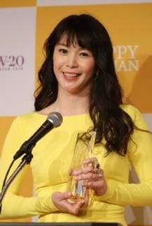 March 8, 2019, Tokyo, Japan - Japanese model and WFP ambassador Kurara Chibana delivers a speech as she receives the Happy Woman Award 2019 for SDGs on the International Women s Day in Tokyo on Friday, March 8, 2019. Five women were awarded as they contributed to the promotion of gender equality and UN s SDGs.  (98742891)