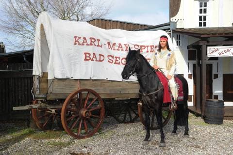 Alexander Klaws Press conference on Karl May 2019 Among vultures The son of the bear hunter Presentation of the guest stars and the new Winnetou at the Kalkberg in Bad Segeberg Bad Segeberg 08 03 2019 Please caption IMAGO Michael Wigglesworth