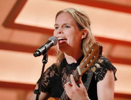 Mainz House of Commons German Cabaret Award 2019 Prize Winner Chanson Song Music Section Dota © Bernd Eßling 10 03 2019