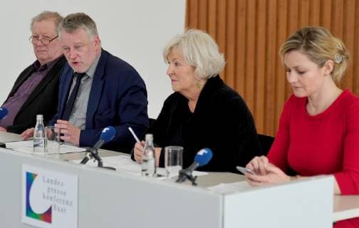 At the state press conference on Tuesday 12 03 2019, Minister of Culture Ulrich Commercon gives the go-ahead for a new music festival in 2020 at the State Chancellery in Saarbrücken In the picture v l Lothar Warscheid Editor Economy of the Saarbrücker Zeitung Ulrich Commercon Minister of Culture Uschi Macher of the Ministry of Education and Culture and Anne Funk Government spokeswoman bub