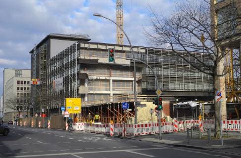 Construction site for Sony Music headquarters in Schoeneberg at Buelowstrasse corner Steinmetzstrasse after demolition of former Commerzbank building The headquarters comes from Munich to Berlin