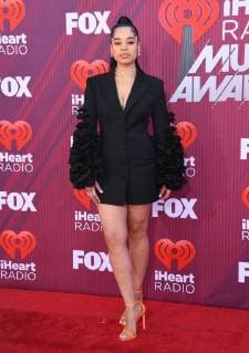14 March 2019 - Los Angeles, California - Ella Mai. 2019 iHeart Radio Music Awards Arrivals held at Microsoft Theater. Photo Credit: Birdie Thompson AdMedia 236452 2019-03-14 California Los Angeles Etats-Unis  Copyright: xAdMediax STAR_236452_001