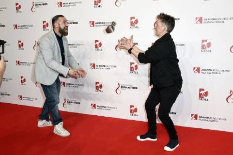 Citizen Lars Dietrich and Suli Puschban at the 11th German Music Author Award 2019 in the Hotel Ritz Carlton Berlin 14 03 2019 Foto:xN.xKubelkax xFuturexImage