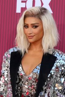 March 14, 2019 - Los Angeles, CA, USA - LOS ANGELES - MAR 14: Shay Mitchell at the iHeart Radio Music Awards - Arrivals at the Microsoft Theater on March 14, 2019 in Los Angeles, CA Los Angeles USA - ZUMAb170 20190314_zap_b170_157 Copyright: xKayxBlakex