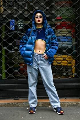 A chic showgoer attending the Dolce & Gabbana show during Milan Fashion Week - Feb 24,2019 - MFW: Fall 2019 Street Style Day 5, Milan Italy  Copyright: xValentinaxRanierix VRMFW20190224ZDC68
