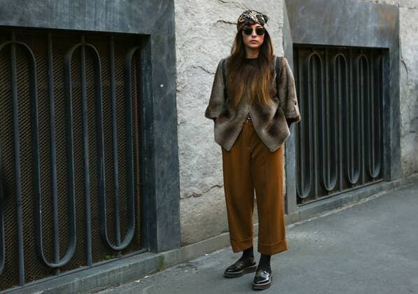 A chic showgoer attending the Antonio Marras show during Milan Fashion Week - Feb 24, 2019 - MFW: Fall 2019 Street Style Day 5, Milan Italy  Copyright: xValentinaxRanierix VRMFW20190224ZDC1