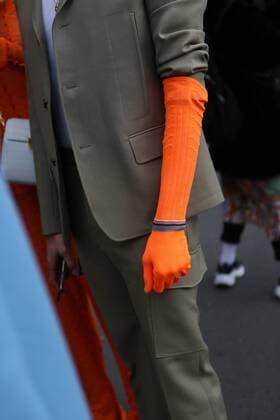 A chic showgoer attending the Stella McCartney show during Paris Fashion Week March 4, 2019 - PFW: Feb 2019 Street Style Day 8, Paris France  Copyright: xValentinaxRanierix VR_PFW2019034_MAS71