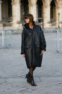 Carine Roitfeld attending the Louis Vuitton show during Paris Fashion Week - March 5, 2019 - PFW: Fall 2019 Street Style Day 9, Paris France  Copyright: xValentinaxRanierix VRPFW20190305ZDC171