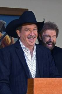 18 March 2019 - Nashville, Tennessee - Kix Brooks, Ronnie Dunn, Brooks & Dunn. CMA Presents Country Music Hall Of Fame 2019 Inductee Ceremony at The Country Music Hall of Fame. Photo Credit: Dara-Michelle Farr AdMedia 236627 2019-03-18 TN Nashville Etats-Unis  Copyright: xAdMediax STAR_236627_010