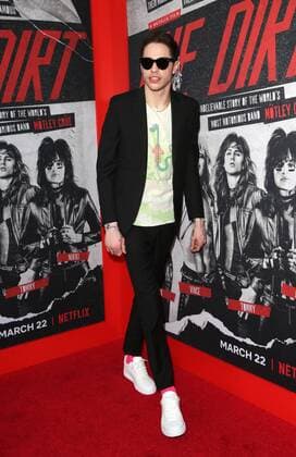 18 March 2019 - Hollywood, California - Pete Davidson. The Premiere Of Netflix s The Dirt held at The Wolf Theatre at The ArcLight Cinemas Cinerama Dome. Photo Credit: Faye Sadou AdMedia 236640 2019-03-18 CA Hollywood Etats-Unis  Copyright: xAdMediax STAR_236640_015
