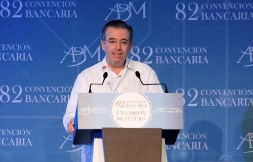 The Governor of the Bank of Mexico Alejandro Diaz de Leon participates in the inauguration of the 82nd annual meeting of the Mexican bank, in Acapulco, in the state of Guerrero, Mexico, 21 March 2019. Diaz de Leon insisted on Thursday that the Latin American country will achieve its goal of reducing inflation to 3% in the middle of next year thanks to the monetary policy that is being carried out. Banco de Mexico insists that inflation will be reduced to 3% by mid-2020 !ACHTUNG: NUR REDAKTIONELLE NUTZUNG!  Copyright: xDavidxGuzmánx AME9984 20190322-636888256768664447
