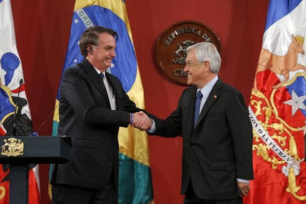 Santiago 23 de marzo de 2019 S.E. el Presidente de la Republica, Sebastian Pinera, junto al Mandatario de Brasil, Jair Bolsonaro, realizan la firma de acuerdos y declaracion conjunta, durante la visita oficial al pais. Javier Torres Aton Chile, Santiago Chile Aton_296319 *** Santiago March 23, 2019 S E the President of the Republic Sebastian Pinera together with the President of Brazil Jair Bolsonaro make the signing of agreements and joint declaration during the official visit to the country Javier Torres Aton Chile Santiago Chile Aton 296319  Copyright: JAVIERxTORRES ATONxCHILE