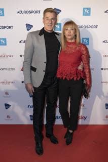 Award ceremony German Sports Journalist Award 2019 Red Carpet Gala Event at Grand Elysee Hamburg Ulrich Uli Stein with his wife Corinna Award ceremony German Sports Journalist Award 2019 Red Carpet Gala Event at Grand Elysee Hamburg Hamburg Hamburg Germany Hotel Grand Elysee