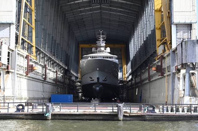 News Themen der Woche KW13 News Bilder des Tages 27.03.2019, Hamburg, die Yacht von Multimillardär Alberto Bailleres, Mayan Queen IV , im Dock von Blohm und Voss im Hamburger Hafen *** 27 03 2019 Hamburg the yacht of multi-millionaire Alberto Bailleres Mayan Queen IV in the dock of Blohm and Voss in Hamburg Harbour Team2