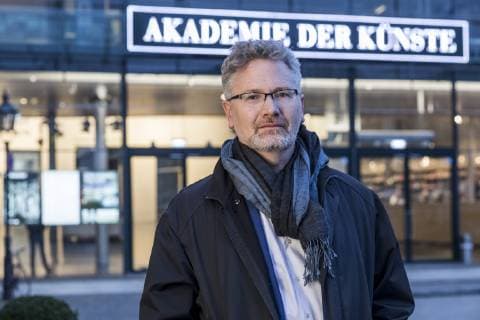 Berlin Academy of the Arts Adam Tooze The Heinrich Mann Prize 2019 goes to the author and scientist Danilo Scholz Adam Tooze Economic historian Laudatio Mascha Schneider Actress reads texts by Heinrich Mann Kathrin Röggla AdK Welcome and award ceremony at the Berlin Academy of the Arts on 27 03 2019