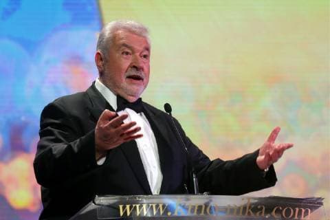 MOSCOW, RUSSIA â€“ MARCH 30, 2019: Nika founder and artistic director Yuli Gusman makes remarks at the 32nd Nika Film Award Ceremony. Vyacheslav Prokofyev TASS  TS0A66E6
