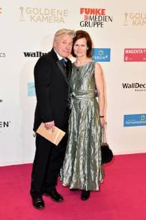 Joerg Schüttauf and his wife Martina Beeck arriving for the award ceremony of the Golden Camera on 30 03 2019 in Berlin The Golden Camera Award 2019 in Berlin