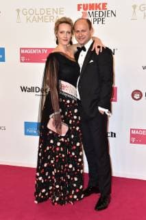 Anna Schudt and her husband Moritz Führmann arriving for the Golden Camera Award on 30 03 2019 in Berlin The Golden Camera Award 2019 in Berlin