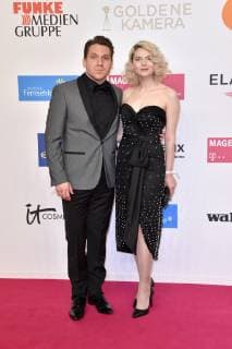 Hanno Koffler accompanied at the 54th Golden Camera 2019 Award Ceremony at Tempelhof Airport Berlin 30 03 2019 Foto:xF.xKernx xFuturexImage