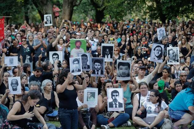 News Themen der Woche KW13 Demonstrators shows photographies of missing people during the dictatorship, during a protest at the Ibirapuera Park, in Sao Paulo, Brazil, 31 March 2019. Brazil marked Today the 55th. anniversary when President Joao Goulart was ousted, opening a 21-years period of dictatorship in the country. EPA SEBASTIAO MOREIRA Victims of dictatorship demonstrate in Sao Paulo !ACHTUNG: NUR REDAKTIONELLE NUTZUNG!  Copyright: xSebastiaoxMoreirax AME4003 20190331-636896710069822231
