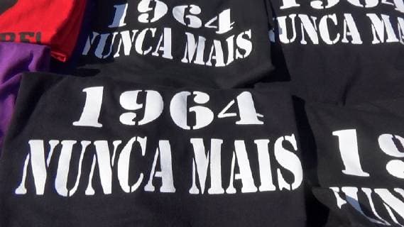 March 31, 2019 - SoÂ£O Paulo, SoÂ£o Paulo, Brazil - SoÂ£o Paulo (SP), 31 03 2019 - BRAZIL-DICTATORSHIP-ANNIVERSARY-PROTEST -Thousands of protesters took to the streets of Brazil for the 55th anniversary of the coup, the protests were sparked by the order recently issued by far-right President Jair Bolsonaro for defense forces to appropriately commemorate the overthrow of President Joao Goulart. SoÂ£O Paulo Brazil - ZUMAf126 20190331_zap_f126_014 Copyright: xCrisxFagax