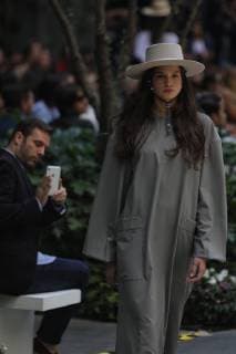A model presents creations of Mexican designers Julia y Renata during the Mexico City Mercedes Benz Fashion Week, in Mexico City, Mexico, 01 April 2019. Mercedes Benz Fashion Week in Mexico City !ACHTUNG: NUR REDAKTIONELLE NUTZUNG!  Copyright: xSashenkaxGutierrezx AME4405 20190401-636897473602950220