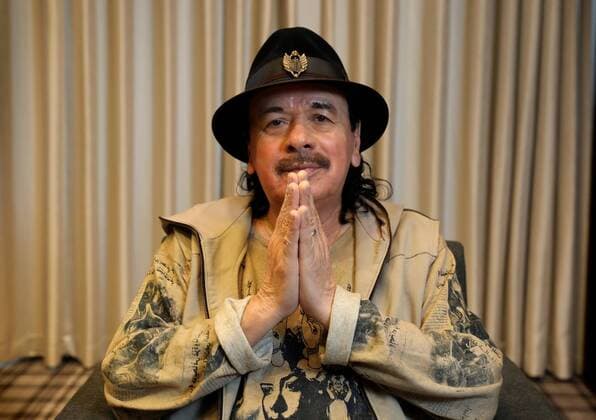 Entertainment Bilder des Tages Mexican guitarist Carlos Santana poses during an interview with Agencia EFE during the presentation of his last album Africa Speaks , in London, Britain, 02 April 2019. Carlos Santana presents Africa Speaks in London !ACHTUNG: NUR REDAKTIONELLE NUTZUNG!  Copyright: xAngelesxRodenasx GRAF4217 20190402-636898214131471681