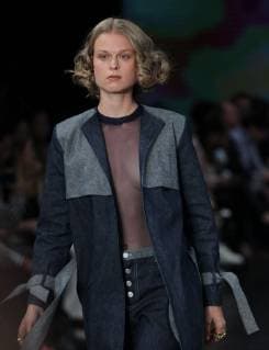 A model shows creations of Mexican brand Amor y Rosas during the Mexico Fashion Week, in Mexico City, Mexico, 2 April 2019. Mexico Fashion Week !ACHTUNG: NUR REDAKTIONELLE NUTZUNG!  Copyright: xMarioxGuzmánx AME5413 20190403-636898668284554925