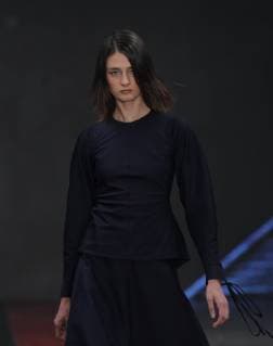 A model shows creations of Mexican designer Lorena Saravia during the Mexico Fashion Week, in Mexico City, Mexico, 2 April 2019. Mexico Fashion Week !ACHTUNG: NUR REDAKTIONELLE NUTZUNG!  Copyright: xMarioxGuzmánx AME5469 20190403-636898705768865057
