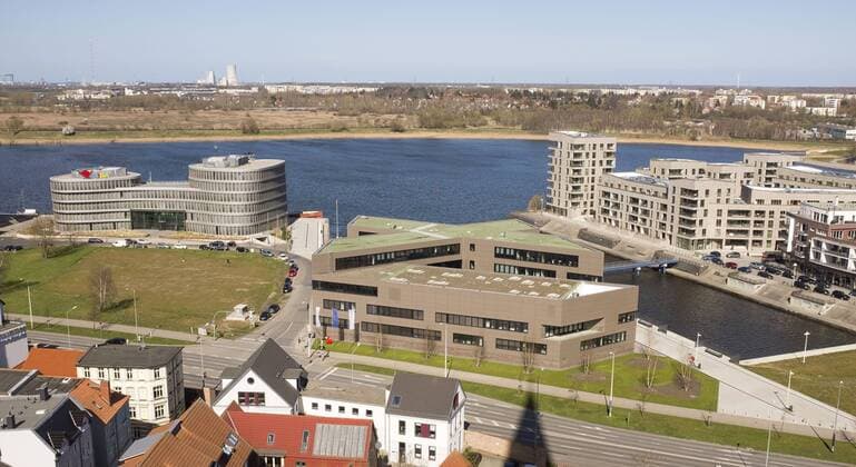 Centogene AG Rostock AIDA Cruises German Branch of Costa Crociere S p A and the new residential development on the wooden peninsula on the Warnow in Rostock The Hanseatic League and university town of Rostock is the largest city in the federal state of Mecklenburg Vorpommern and is constantly growing ROSTOCK Copyright: FrankxHormannx xnordlicht