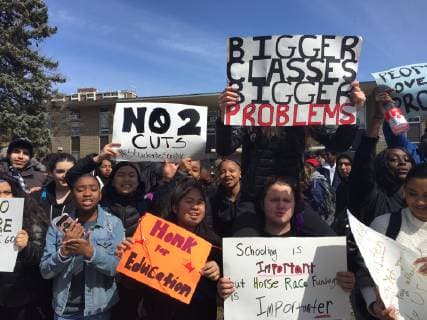 April 4, 2019 - Toronto, ONTARIO, Canada - Students at Newtonbrook Secondary School walked out of class to protest planned education cuts by Premier Doug Ford and the Ontario government on Thursday April 4, 2019 in Toronto, Ontario, Canada. Over 100,000 students from 700 schools from across Ontario walked out of their classrooms to participate in this massive walkout. The protest stems from the announced changes to the education system which includes an almost $100 million cut in job funding, the loss of 18,000 teaching jobs, the modification to the health and physical education curriculum, and an almost 30% increase in high school class sizes. Toronto Canada - ZUMAn230 20190404_zaa_n230_208 Copyright: xCreativexTouchxImagingxLtdx