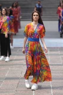 A model presents creations by Mexican designer Adriana Macias during the Mexico s Fashion Week, in Mexico City, Mexico, 05 April 2019. EFE Sashenka Gutierrez Mexico Fashion Week !ACHTUNG: NUR REDAKTIONELLE NUTZUNG!  Copyright: xSashenkaxGutierrezx AME6806 20190405-636900975513608678