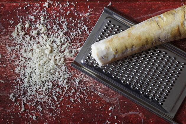 Grated horseraddish and grater  JTF00906