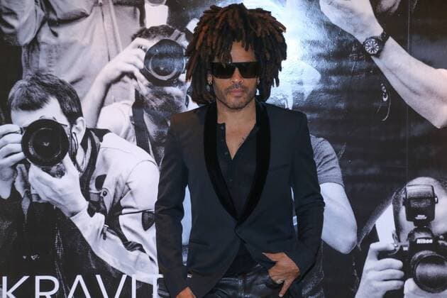 Brazil:Lenny Kravitz photo exposition American singer Lenny Kravitz during photos exhibition at the Leica Gallery São Paulo, which hosts guests for the opening of the singer s Flash show, with 25 exclusive works produced by Lenny himself,who is also a photographer. The exhibition takes place in the Higienópolis neighborhood. Brazil  LecoxViana Thenews2