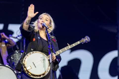 April 6, 2019 - Minneapolis, Minnesota, U.S - ELLE KING during the NCAA March Madness Music Series at The Armory in Minneapolis, Minnesota Minneapolis U.S. - ZUMAs135 20190406_zap_s135_018 Copyright: xDanielxDeSloverx