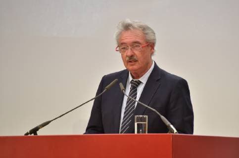 Luxembourgs Foreign Minister Jean Asselborn will speak at the Lew Kopolew Prize for Peace and Human Rights 2019, awarded to Captain Claus Peter Reisch and the Dresden Maritime Rescue Initiative Mission Lifeline e V, on 07 04 2019 in Cologne.