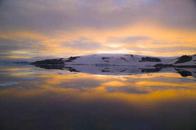 Franz Josef Land, Russia. Majestic Sunset  Copyright: xJanetxMuir EU26 JAM0000