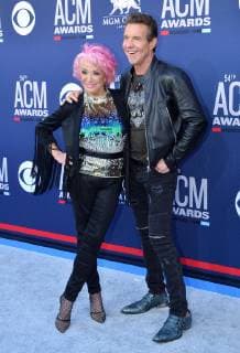 Tanya Tucker and Dennis Quaid attend the 54th annual Academy of Country Music Awards held at the MGM Grand Garden Arena in Las Vegas, Nevada on April 7, 2019. The show will broadcast live on CBS.  LAP20190407439 JIMxRUYMEN