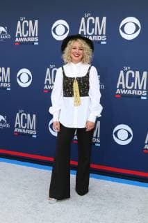 LAS VEGAS - APR 7: Cam at the 54th Academy of Country Music Awards at the MGM Grand Garden Arena on April 7, 2019 in Las Vegas, NV  Copyright: xHutchinsxPhotox xIPAx xHutchinsxPhotox