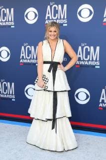 LAS VEGAS - APR 7: Lauren Alaina at the 54th Academy of Country Music Awards at the MGM Grand Garden Arena on April 7, 2019 in Las Vegas, NV  Copyright: xHutchinsxPhotox xIPAx xHutchinsxPhotox
