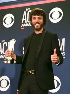 April 7, 2019 - Las Vegas, Nevada, United States - Chris Janson holds the trophy for winning ACM Video of the Year for Drunk Girl at the 54th Academy of Country Music Awards at MGM Grand Arena in Las Vegas, Nevada. Las Vegas United States - ZUMAw109 20190407_zap_w109_069 Copyright: xDebbyxWongx