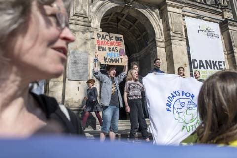 Pupils of the Fridays for Future movement presented their demands on politics at a press conference at the Berlin Museum of Natural History on Monday 08 04 19 Pupils and student Copyright: epd-bild ChristianxDitsch EDITORIAL USE ONLY