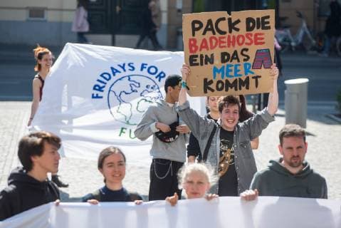 Pupils of the Fridays for Future movement presented their demands on politics at a press conference at the Berlin Museum of Natural History on Monday 08 04 19 Pupils and student Copyright: epd-bild ChristianxDitsch EDITORIAL USE ONLY