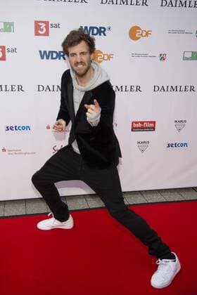 Luke MOCkRIDGE, Comedian, Roter Teppich, Red Carpet Show, Ankunft, arrival, 54. Verleihung des Adolf-Grimme-Preises Adolf-Grimme-Preis Grimmepreis in Marl, 05.04.2019. *** Luke MOCkRIDGE Comedian Red Carpet Red Carpet Show Arrival arrival 54 Award of the Adolf Grimme Prize Adolf Grimme Prize Grimme Prize in Marl 05 04 2019