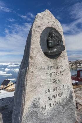 Greenland, Disko Bay, Ilulissat, Knud Rasmussen Memorial  Copyright: xWalterxBibikowx GR01 WBI0174