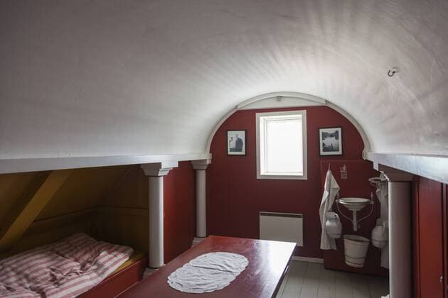 Greenland, Qaqortoq, Qaqortoq Museum, the Red Room used by arctic explorer Knud Rasmussen, editorial release, REL-GRL-15-02  Copyright: xWalterxBibikowx GR01 WBI0405
