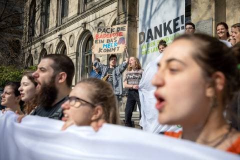 FridaysForFuture PK Students of the Fridays for Future movement present their demands on politics at a press conference at the Berlin Museum of Natural History Activists of Fridaysforfuture demonstrate in front of the museum under the motto wespoke actnow Berlin Berlin Germany