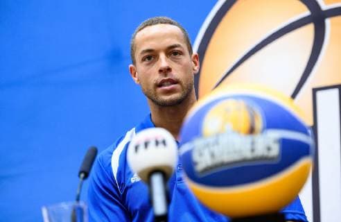 09 04 2019 xfux Basketball BBL Frankfurt Skyliners Training and press conference Bachelor Andrej Mangold azspor wisspor emspor emonline v l Andrej Mangold Fraport Skyliners Frankfurt Frankfurt